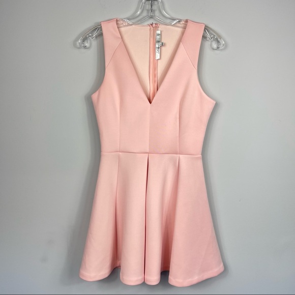 Lovers + Friends Geneva Flare Scuba Mini Dress REVOLVE Light Pastel Pink Small S - Picture 6 of 15
